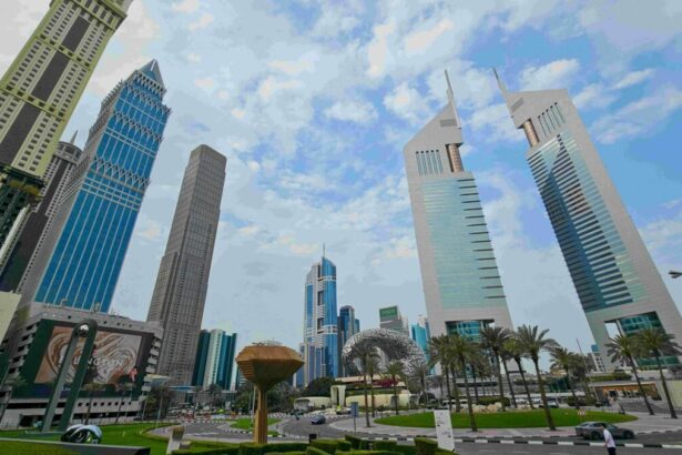 emiratele arabe unite atacate cu sute de rachete si mii de drone de ce tara este tinta principala a iranului 69b79be473a7b