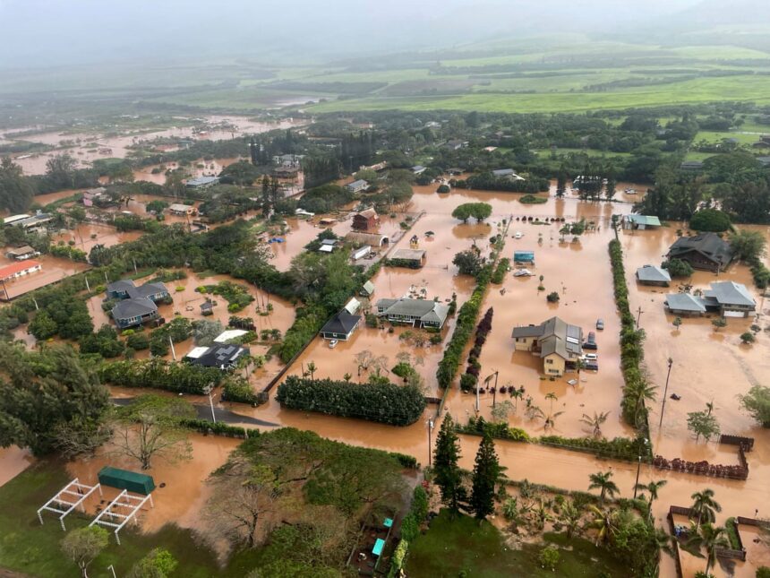 hawaii urges residents to leave now amid worst flooding in over 20 years 69bf87f9d3172
