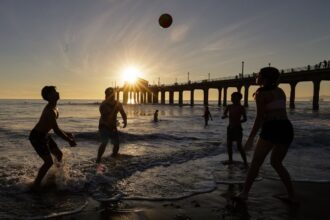 historic march heatwave pushes south west us toward triple digits 69bc2aabb0005