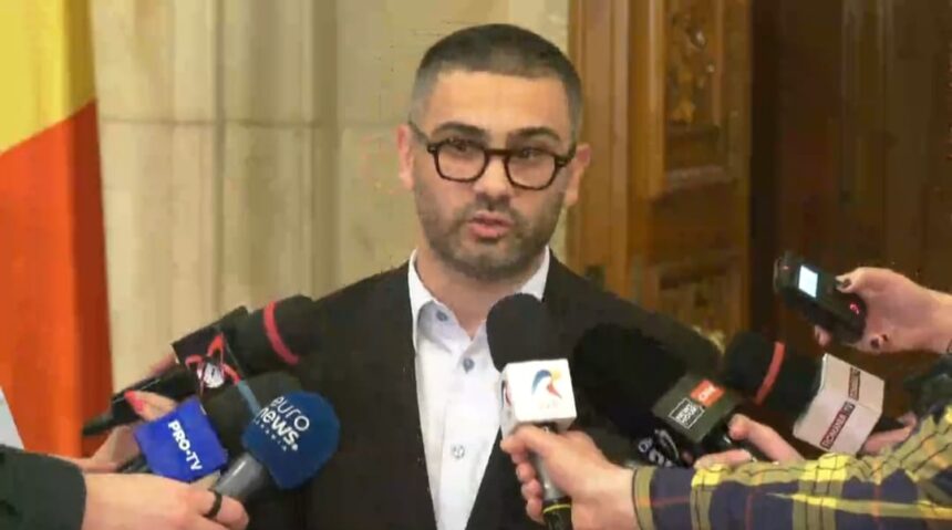 manole pachetul de solidaritate ar creste veniturile pentru 28 milioane de pensionari si aproape 300 000 de copii 69b84398a285b