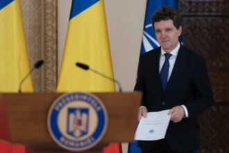 nicusor dan discurs la gala colegiului medicilor din romania sfatul meu este sa ne uitam cu onestitate la ce suntem noi inclusiv la sistemul medical 69c5713ff2eea