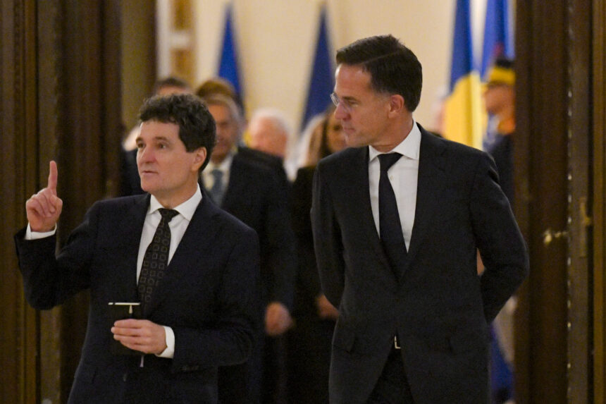 nicusor dan si mark rutte sustin declaratii de presa la sediul nato din bruxelles rutte suntem vigilenti si suntem pregatiti pentru a apara fiecare centimetru al aliantei 69bbb830762e7