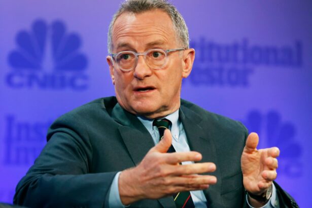 oaktrees howard marks says theres no systemic problem with private credit 69a9bf3cdaaac
