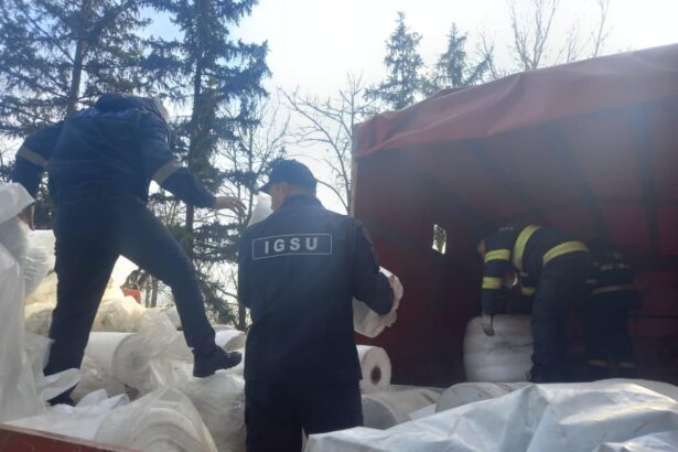 poluare pe nistru romania trimte materiale de interventie si specialisti 69b7bc8231a09