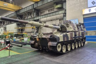 primul obuzier k9 tunetul a iesit de pe linia de productie pentru fortele terestre romane 69ca76ba779e2