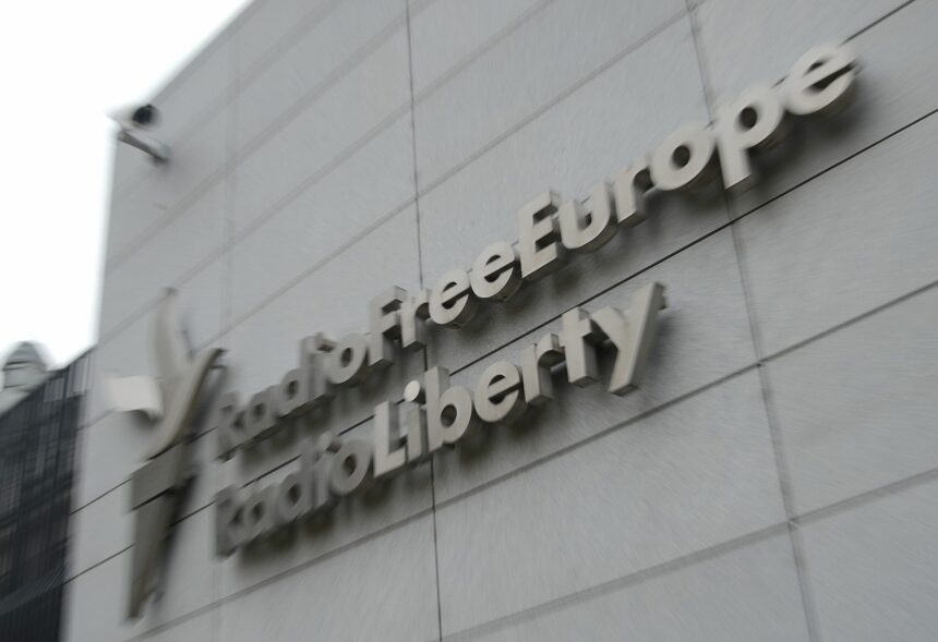 publicatia europa libera romania se inchide 69caac9e445e1