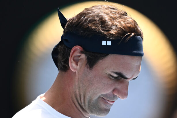 roger federer intra in topul celor mai bogati oameni din lume fostul jucator de tenis a acumulat o avere de peste 1 miliard de dolari 69b28d8017675