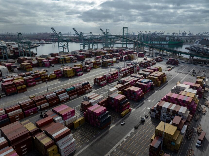 seven in 10 americans say trumps tariffs caused higher prices poll 69b3efedc2593