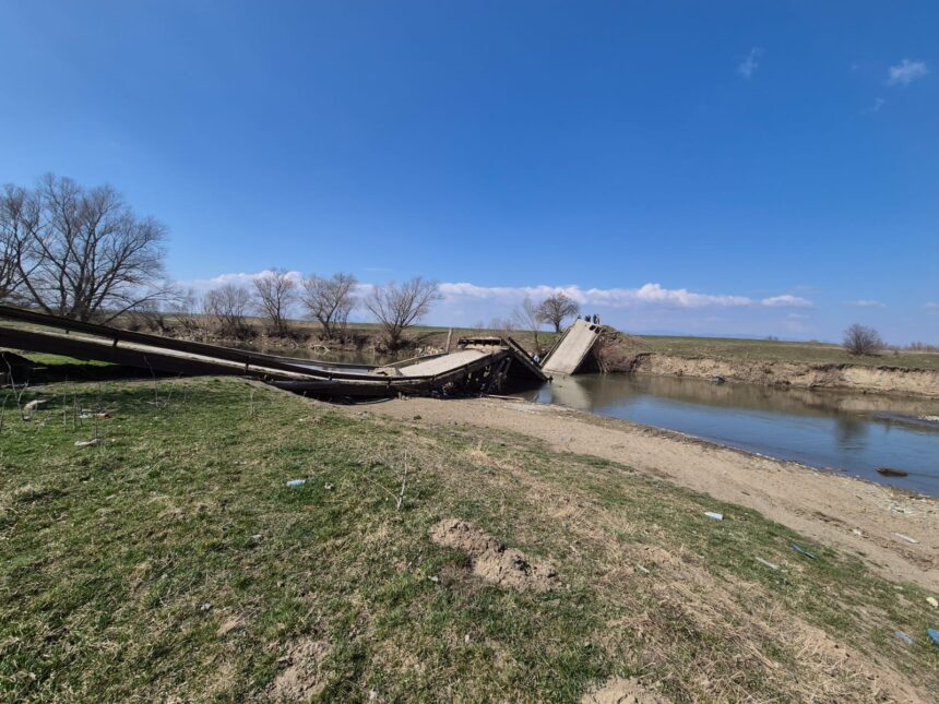 un pod s a surpat in judetul covasna 69c272d76724f