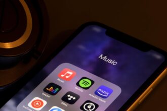 us man pleads guilty to defrauding music streamers out of millions using ai 69bed1726e34f