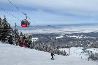 vesti bune pentru schiori de joi preturile la transportul pe cablu in poiana brasov scad cu 50 69b03e64ae2f1