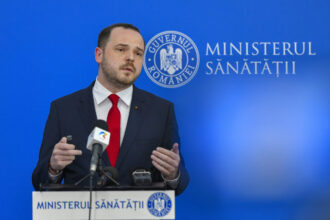 alexandru rogobete pleaca la washington va avea intalniri cu reprezentantii companiei pfizer 69dcd45ec0d31
