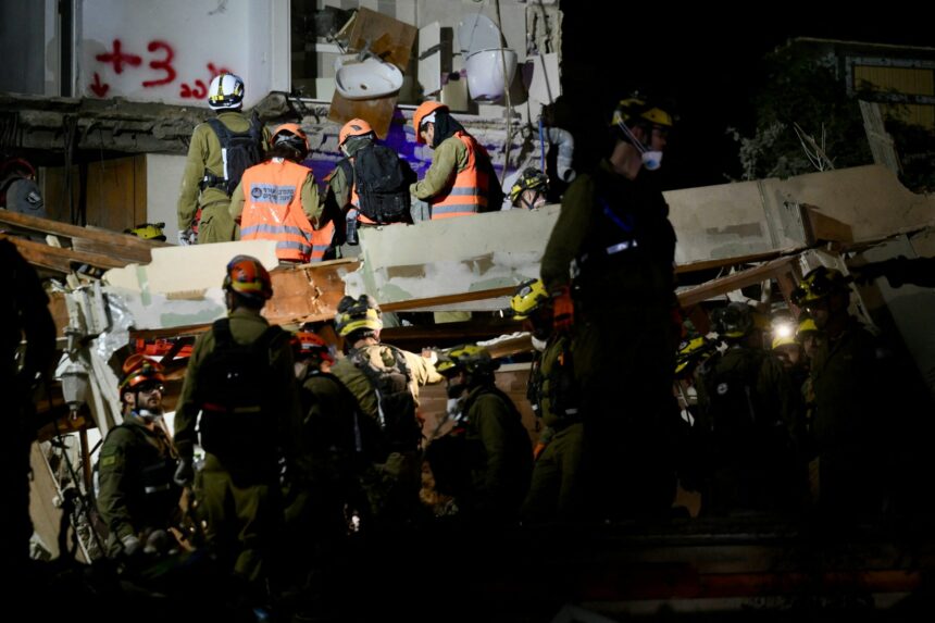 atac iranian asupra orasului haifa cladire distrusa si victime confirmate 69d347c39b1f3