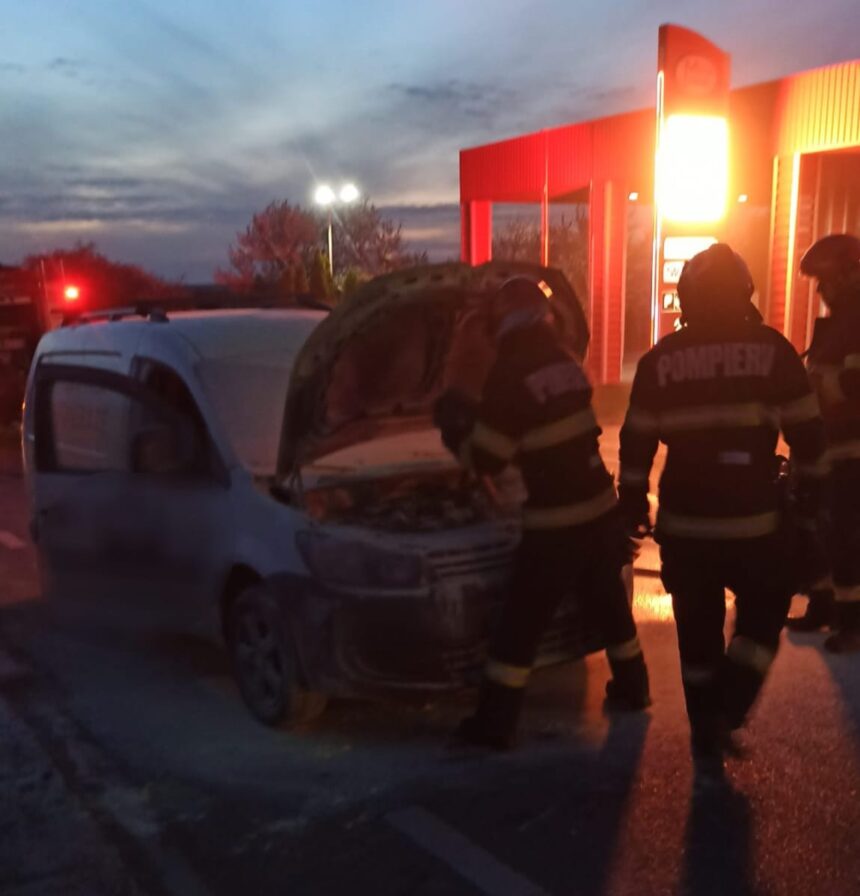 botosani masina cu care parintii isi duceau copilul la spital a luat foc pe drum 69eaf03d9d48d