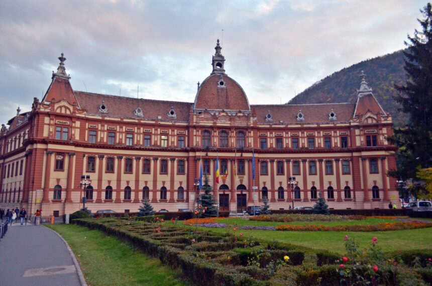 brasov palatul administrativ cladire cu risc seismic va fi reabilitat cu fonduri de la ministerul dezvoltarii 69e1e8148df66