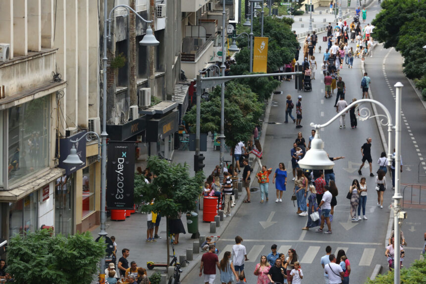 bucuresti pe placute de strada iancu jianu stalin turnatorului cum a ajuns capitala sa aiba o piata hitler 69d517d1cf34a
