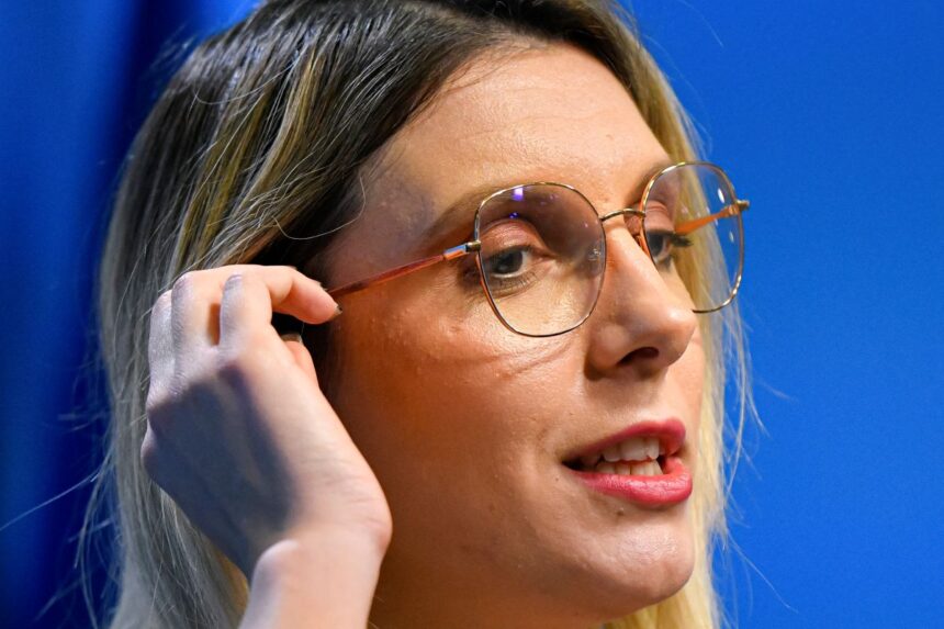 buzoianu aur e acum la putere aur a ajuns sa conduca tara cu pixul psd 69f2132d670d0