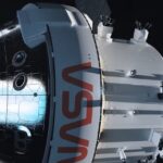 capsula orion cu cei patru astronauti care au plecat spre luna vazuta de pe o terasa din bucuresti 69d26c958ff07