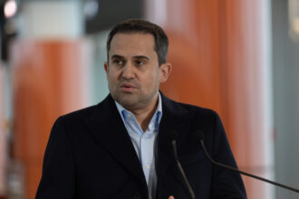 ciprian serban fostul ministru al transporturilor spune ca tarom nu se va inchide 69ef5bf86bd59