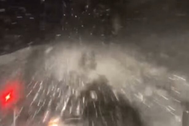 dn7a sub zapada utilajele intervin pe soselele montane din judetul valcea 69d87c3d8efab