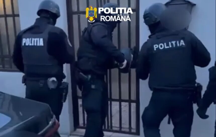 doi barbati si o femeie cercetati pentru un furt comis in bucuresti 69d60b88658a9