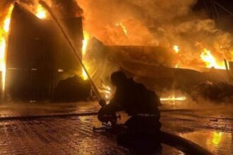 doi tineri arestati preventiv deoarece au dat foc unei case din galati 69e3b20c768a2