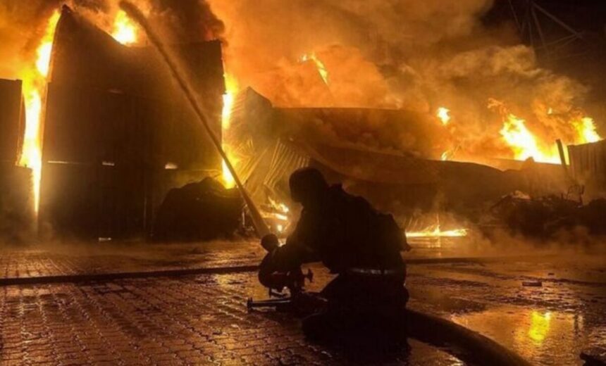 doi tineri arestati preventiv deoarece au dat foc unei case din galati 69e3b20c768a2