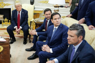 donald trump refuza invitatia de a veni in romania 69d37200dd942