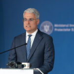 dragos pislaru avertizeaza romania nu mai are nevoie de politicieni care isi flexeaza muschii ca sa dea bine la partid 69cfd0b7c817e