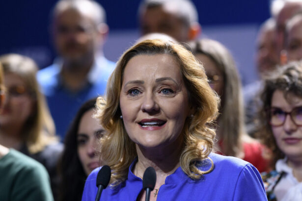 elena lasconi cauta consilier personal la primaria campulung salariul anuntat a starnit reactii 69f0896b76f06