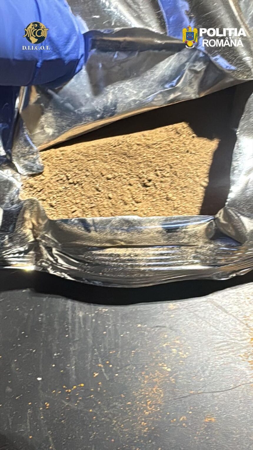heroina pe post de turmeric si scortisoara adusa din iran in constanta pentru livrare in amsterdam 69f374c06e79a