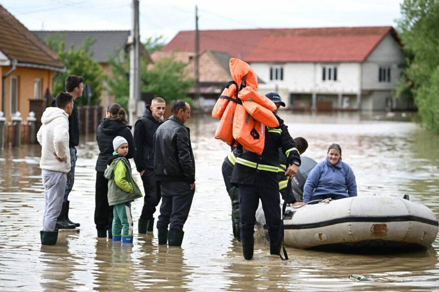 ministerul mediului lanseaza un ghid de solutii verzi pentru prevenirea inundatiilor 69df35bc66b86