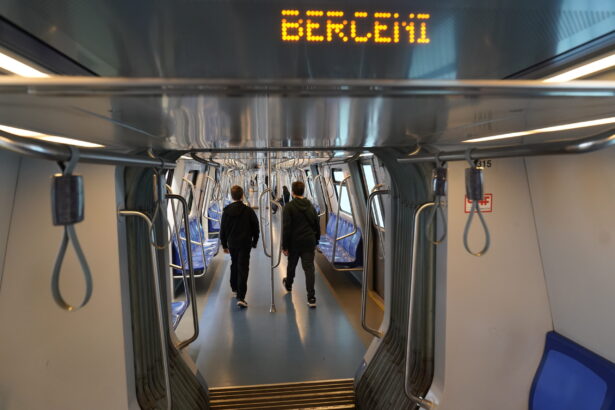 news alert scumpirea calatoriei cu metroul din bucuresti ar putea fi amanata propunerea lui radu miruta 69f071b7b48de