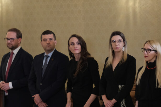 oana toiu ataca psd am pus umarul sa reparam ce au stricat si tot ei se supara 69e97dc75ba00