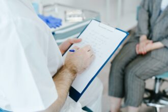 pacientii cu boli cronice cer interventia ms si cnas investigatiile paraclinice au scazut cu 47 69cf6714e6ebf