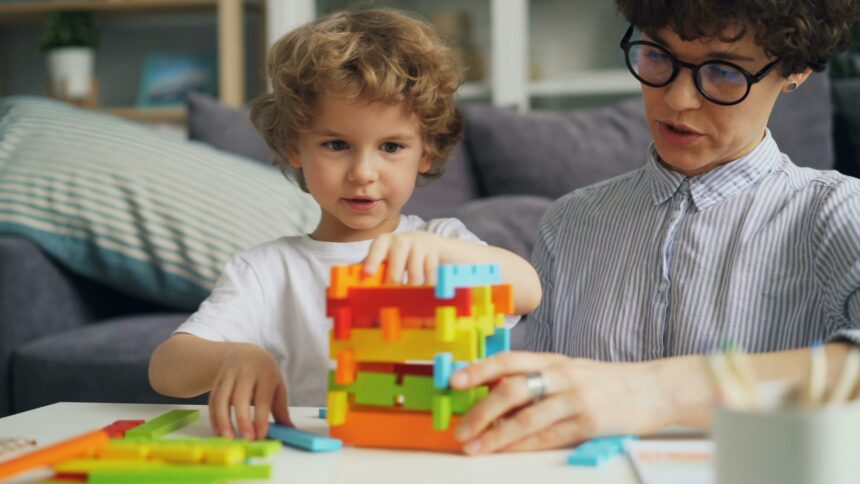 parintii copiilor cu autism si sindrom down vor primi sprijin de la stat consiliere psihologica gratuita adoptata de parlament 69d62fce091a2