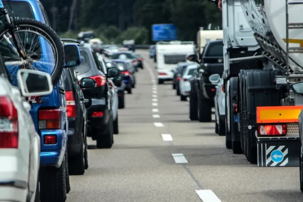 restrictii de circulatie pentru vehiculele de peste 75 tone in 30 aprilie si 1 mai pe trei drumuri importante din tara 69f1cb70eb539