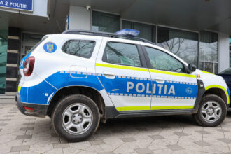 sofer urmarit in trafic pe strazile capitalei un politist a fost ranit 69d231f3b99c1