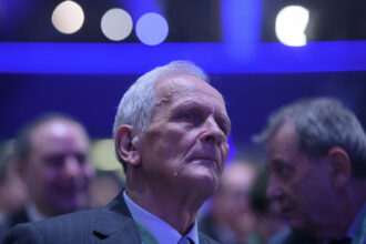 stolojan despre criza carburantilor puzderie de masini cu o capacitate cilindrica de peste 3 000 cmc 69cf742638b37