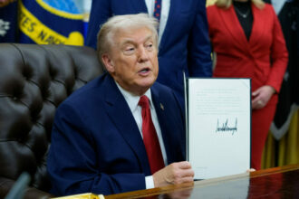 televiziunea iraniana ironizeaza armistitiul acceptat de trump o retragere umilitoare 69d5e603bb7c3