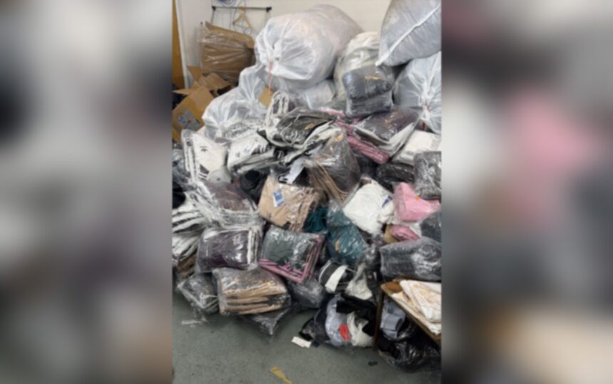 un proiect de oug al ministerului mediului privind deseurile textile aprinde spiritele in societate criticii spun ca vrea sa interzica magazine cu haine second hand 69d3905d54bf1