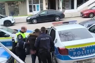 un tanar a lovit in fata un politist dupa ce acesta i a cerut sa dea muzica mai incet 69dce4a170f06