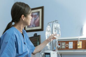 4 din 10 asistenti medicali si ar dori sa renunte la profesie care sunt motivele 6a1529547a791