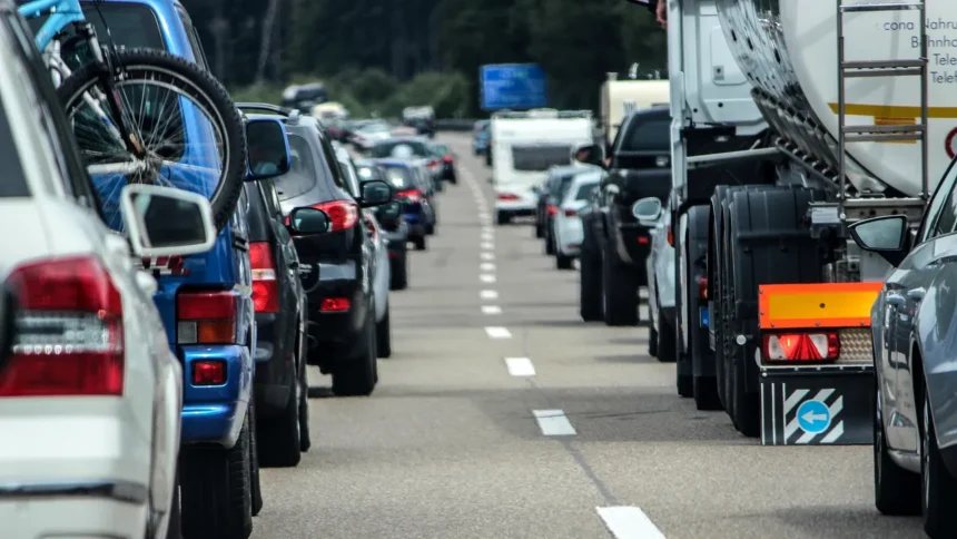 aglomeratie pe sosele la finalul minivacantei de 1 mai circulatie ingreunata pe dn1 intre brasov si bucuresti rute alternative 69f73f3c7edb8