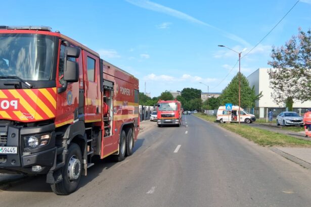 bloc evacuat in turnu magurele dupa ce un excavator a lovit o magistrala de gaz 6a01fa1a8d52e