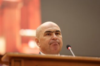 bolojan premierul demis cu cele mai multe voturi impotriva din ultimul deceniu ce mai poate face ca interimar 69f9d490d2f8c