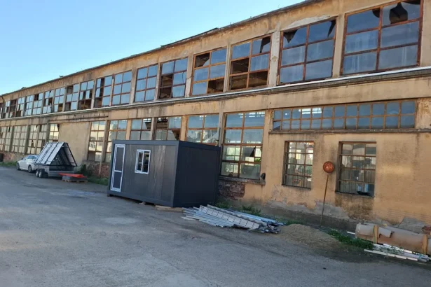 g4media uzina care inarma romania a ajuns sa supravietuiasca din productie civila povestea declinului uzinei mecanice orastie 6a16fe1222772