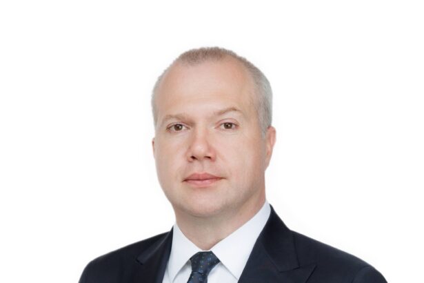 galati primarul anunta cand se pot intoarce locatarii in blocul lovit de drona vizita presedintelui a incurcat planurile 6a19cd9babfbe