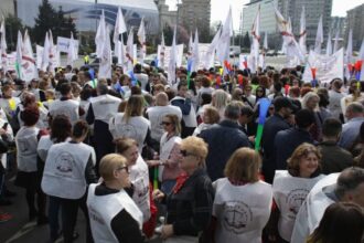 grefierii si personalul auxiliar din justitie anunta proteste si oprirea activitatii dupa noua lege a salarizarii sistemul risca un nou val de litigii 6a181d4a7d48d