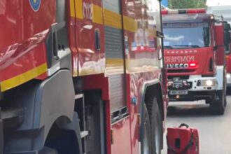 incendiu intr un bloc cu 8 etaje din arad 25 de persoane s au autoevacuat o femeie a primit ingrijiri medicale 6a0c03eade7bf